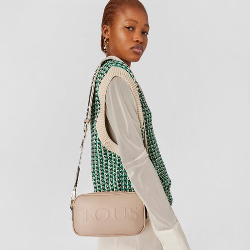 תיק צד בסגנון כתבים TOUS La Rue בצבע אפור-חום