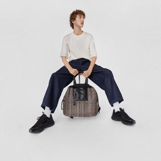 תיק גב TOUS Empire Padded בגודל גדול במיוחד בצבע חאקי