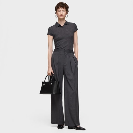 حقيبة سيتي متوسطة الحجم باللون الأسود من تشكيلة TOUS Poppy