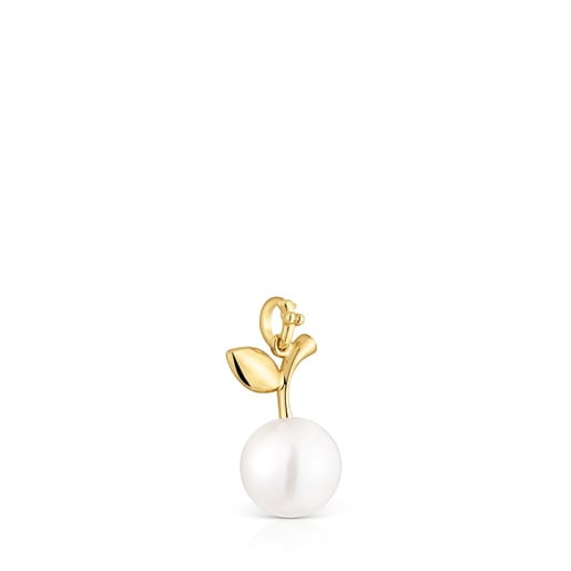 14kt gold Pendant with cultured pearl Medallions