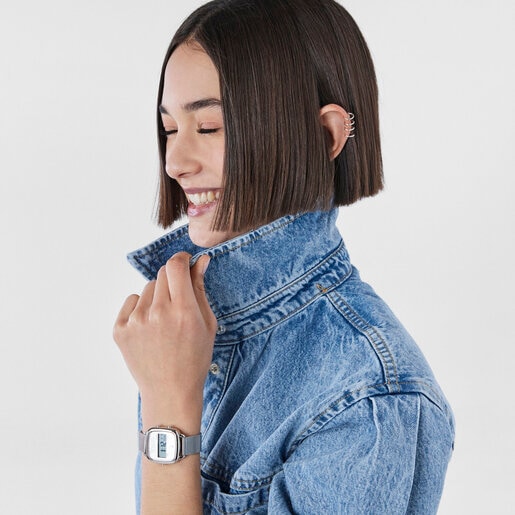 Reloj digital D-Logo de acero