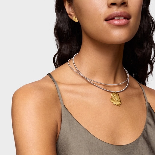 18kt gold plating over silver Pendant with motif Yagrumo