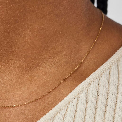 Enge Halskette TOUS Chain aus Gold, 45 cm lang mit kleinen Gliedern.