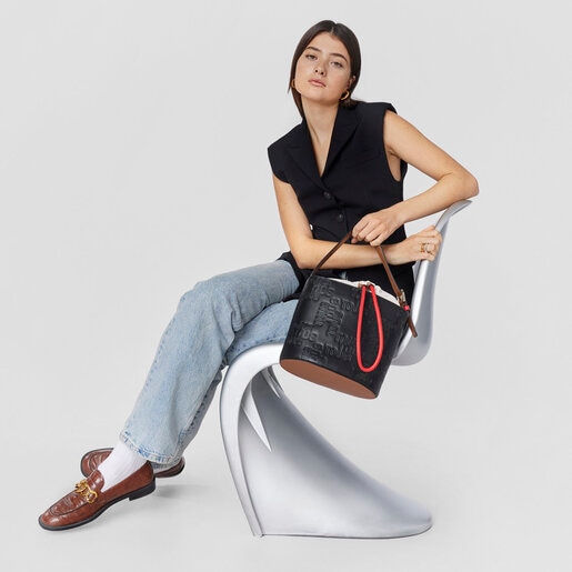 ブラック＆ブラウンのバケツバッグ TOUS Nanda