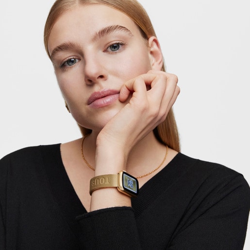 Chytré hodinky s náramkem z oceli IPG ve zlaté barvě a pouzdrem z hliníku IPG ve zlaté barvě TOUS T-Band Mesh