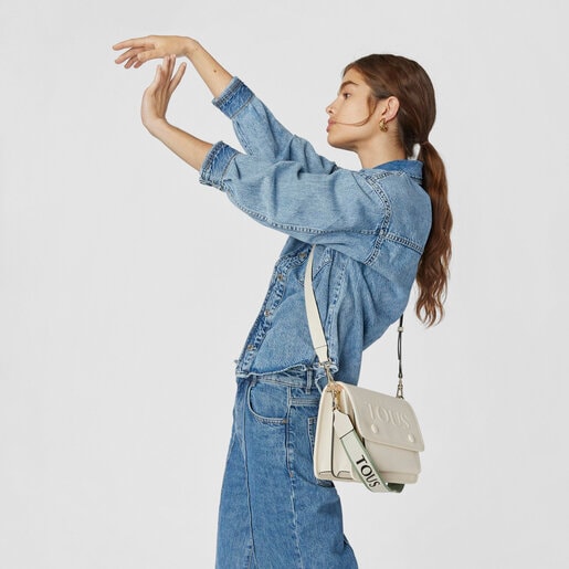 ベージュのミディアムクロスボディバッグ TOUS La Rue Audree