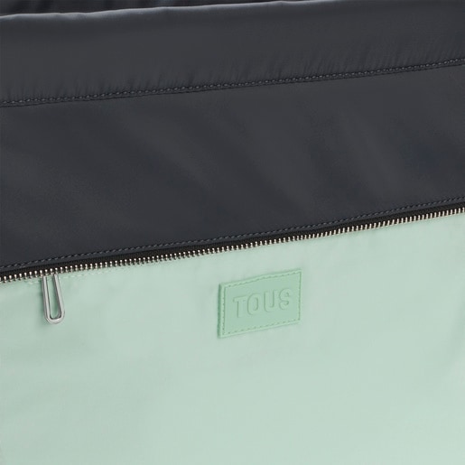 حقيبة أحمال خفيفة كبيرة الحجم باللون الرمادي الداكن من تشكيلة TOUS Miranda Soft
