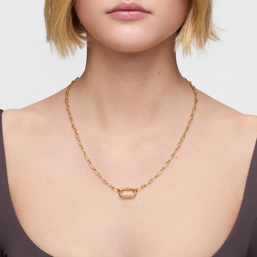 Medium 18kt gold plating over silver Necklace with pendant detail and ring Hold Oval