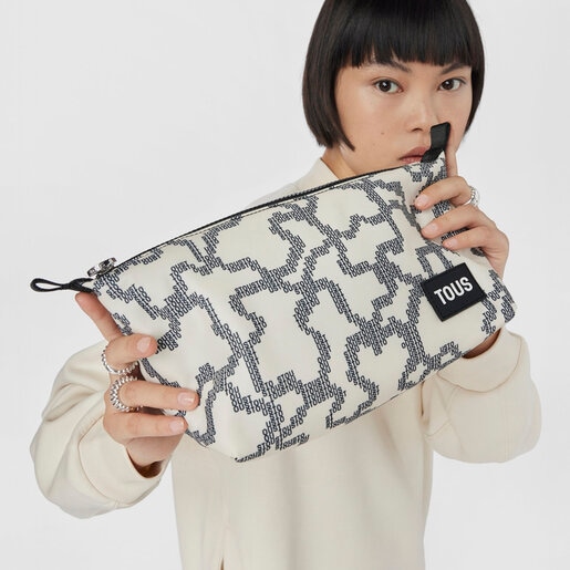 ベージュのコスメポーチ Kaos Pix Soft