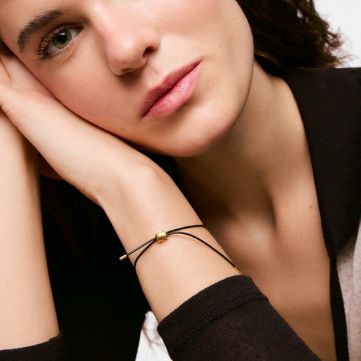 Pulsera corazón de oro 14 kt y caucho Bold Motif