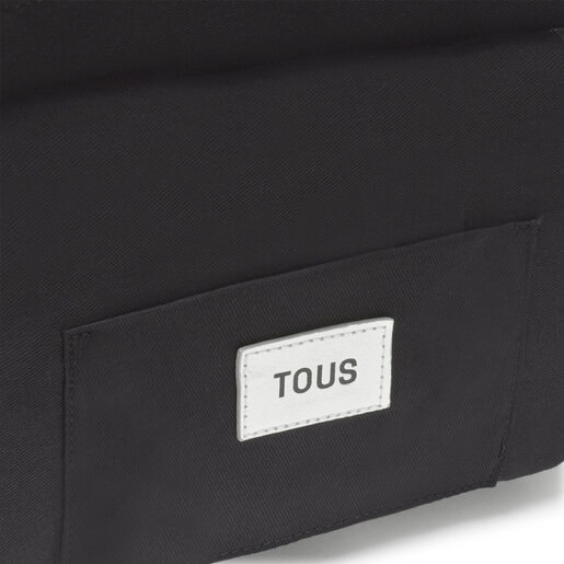 حقيبة تسوّق متوسطة الحجم من الجلد باللون الفضي من تشكيلة TOUS MANIFESTO