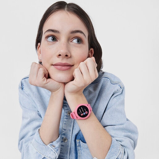 Smarteen Connect Watch with pink silicone strap