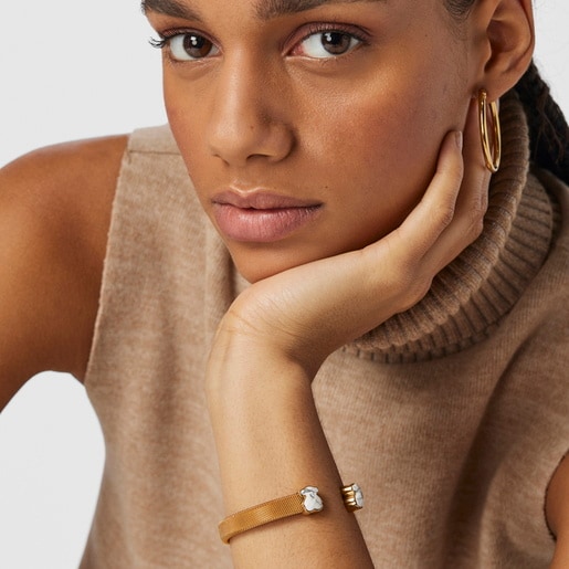 Gold-colored IP Steel Mesh Color Bracelet with Howlite
