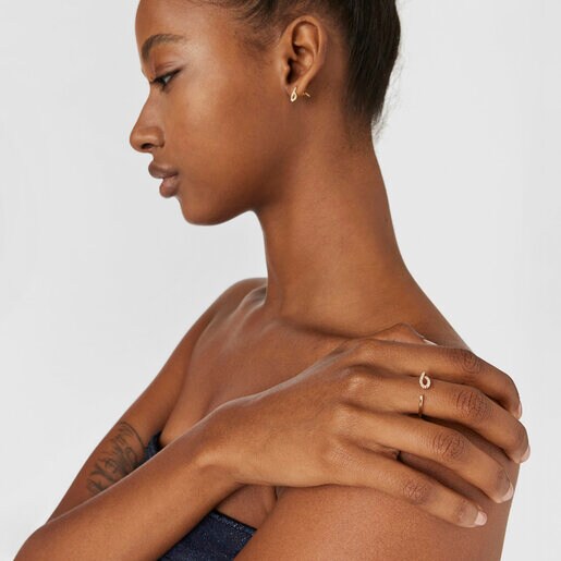 0.06ctダイヤモンド付きゴールドのBentオープンリング