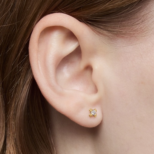 4 mm 18kt gold plating over silver Earrings with lab-grown diamonds Color Pills