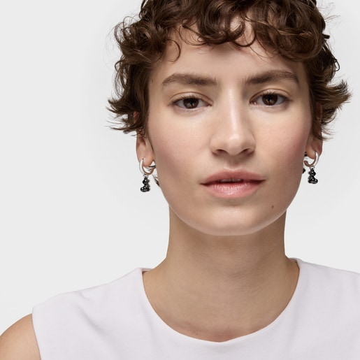 Aretes aro de plata con cerámica negra y doble oso Bold Bear