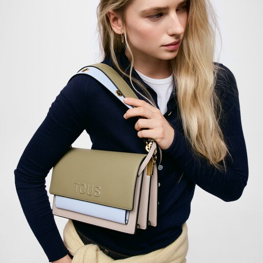 Bandolera mediana topo y verde Audree Saffiano