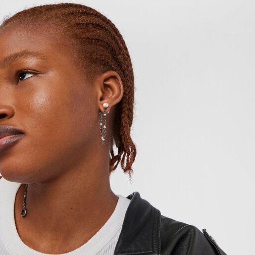 أقراط Virtual Garden من Dark silver لسماعات الأذن ايربودز مُرصّعة باللآلئ المُستزرعة