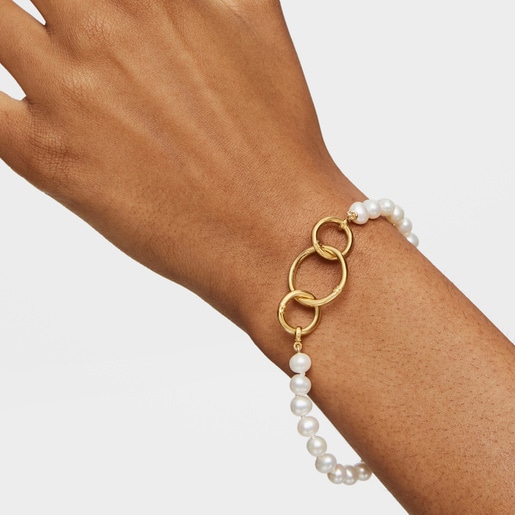 Gold Hold Bracelet with Pearls