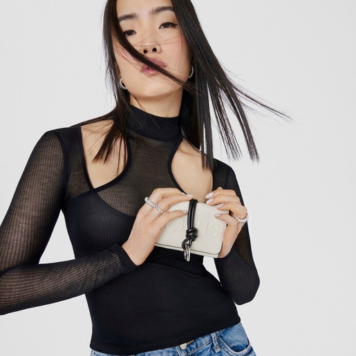 ベージュのウォレット New TOUS Cloud