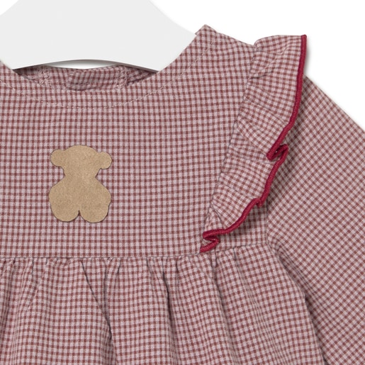 Girls outfit in Garnet pink