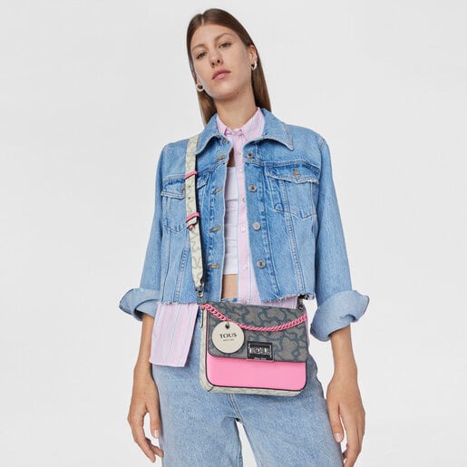 ブラック＆ピンクカラーのスモールクロスボディバッグ Kaos Legacy