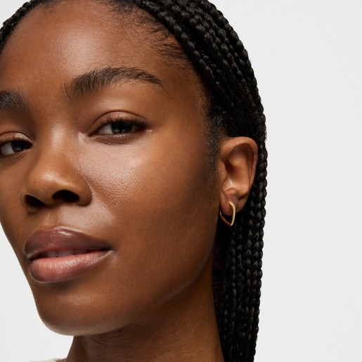 Short, pointed Hoop earrings in 18 kt gold plating over silver TOUS Basics