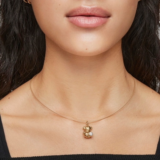 0.08ct-diamond and gold Bold Bear pendant