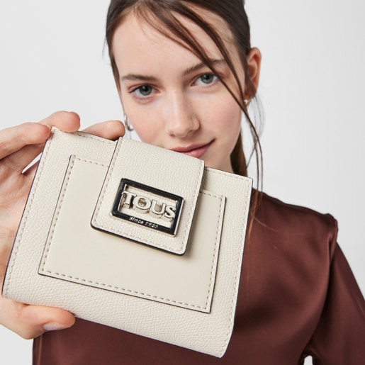 ベージュのスモールポケットウォレット TOUS Funny