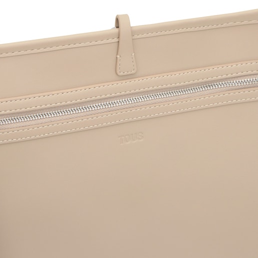 حقيبة أحمال خفيفة كبيرة الحجم بوجهين مزدوجة الاستخدام باللون الرملي من تشكيلة TOUS Manifesto