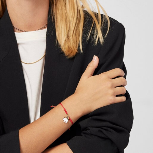 Браслет TOUS Good Vibes со слоником из темного серебра с драгоценными камнями на красном шнурке