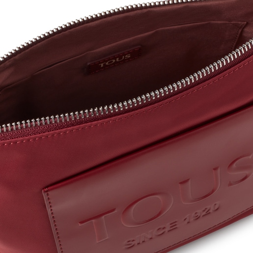 Large burgundy Empire Soft Chain Toiletry bag