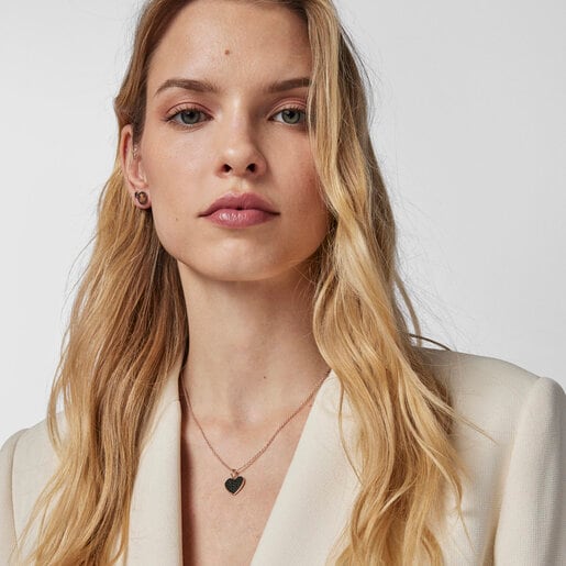 תליון מוטיב לב ורוד בשיבוץ ספינלים