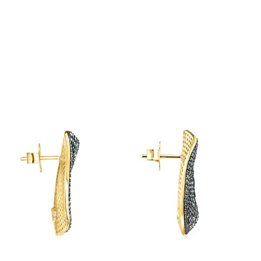 Small Gold ATELIER Nenufar Earrings with blue Diamonds