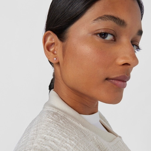 قرط Puppies الذهبي