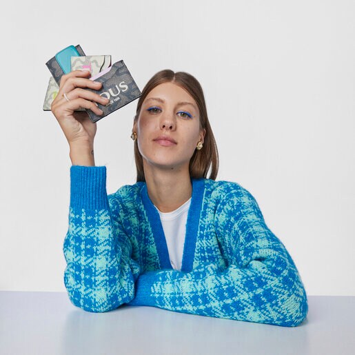 حامل بطاقات Kaos Legacy باللونين البيج والأخضر الليموني