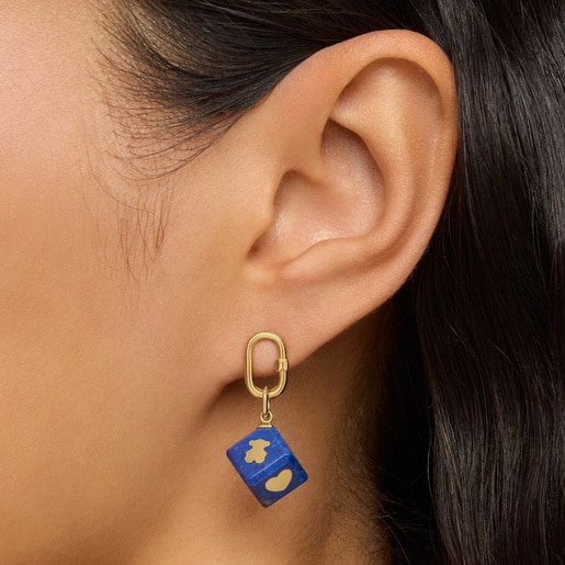 תליון Cube מזהב 14 קראט בשילוב קוביית אבן לפיס לזולי