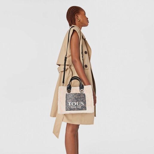 Medium beige Amaya Kaos Icon Fur Shopping bag