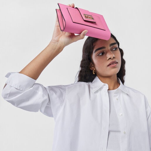 محفظة جيب TOUS Funny كبيرة الحجم باللون الوردي