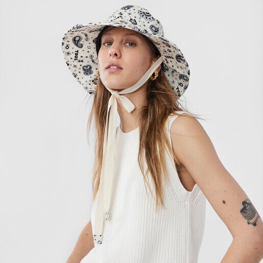 ホワイトカラーのハット TOUS Gems Band