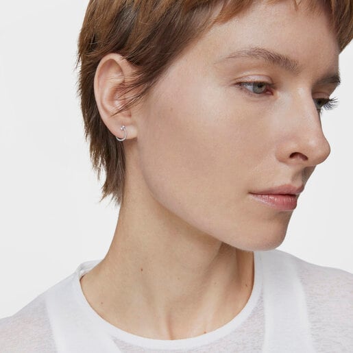 Medium short hoop Earrings in white gold with diamonds Les Classiques