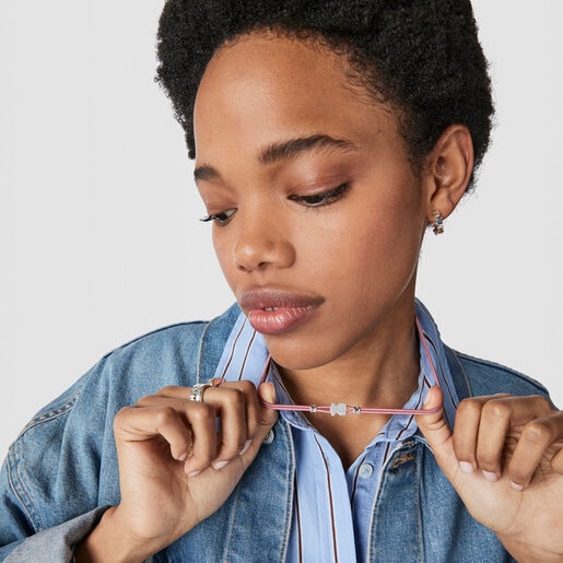 ピンクの伸縮性ネックレス Sweet Dolls