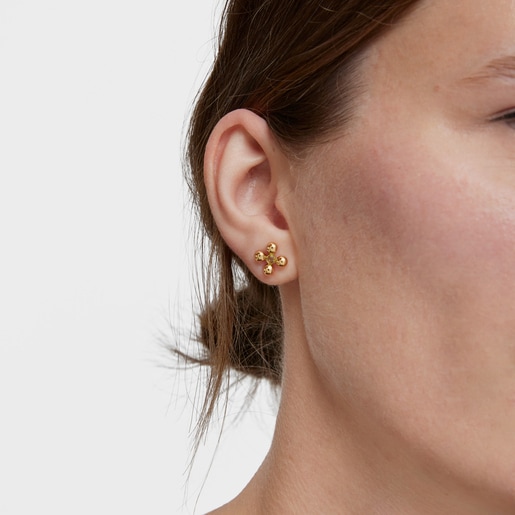 Short Earrings with 18kt gold plating over silver and peridot Sugar Party