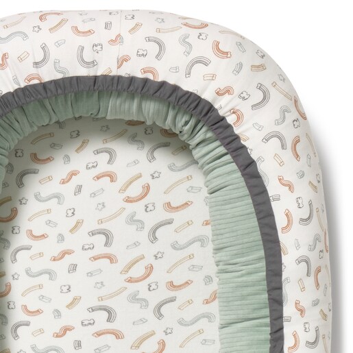 Baby sleep nest in Arc unique