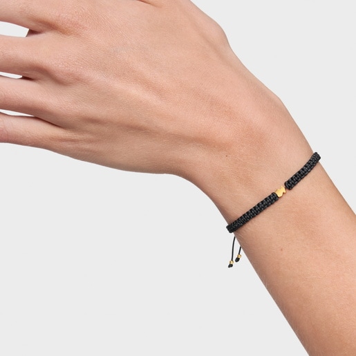 Pulsera oso con baño de oro 18 kt sobre plata y nylon negro TOUS Motivos