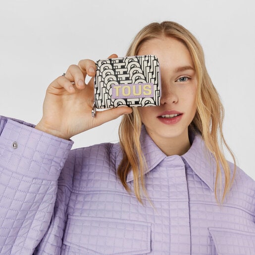 ベージュ＆ブラックのコインパース TOUS Vera