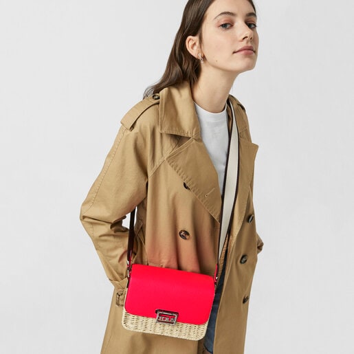 蛍光ピンクカラーのラフィア製クロスボディバッグ TOUS Legacy Summer