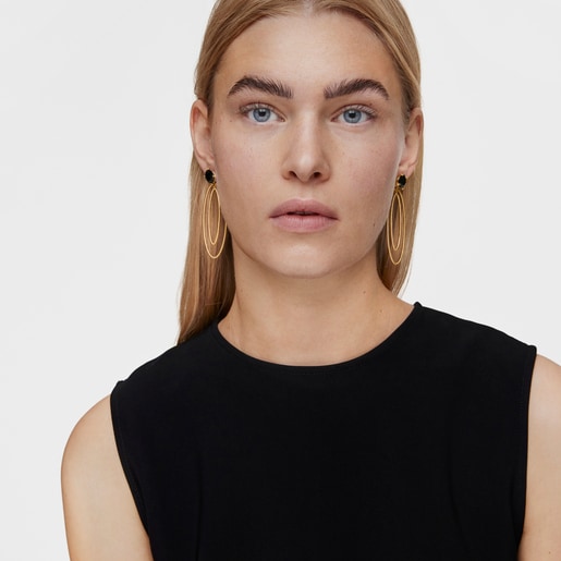 Hoop earrings with 18kt gold plating over silver and onyx Cachito Mío