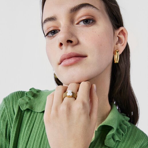 Gold-colored IP Steel Mesh Color Ring with Howlite Bear motif