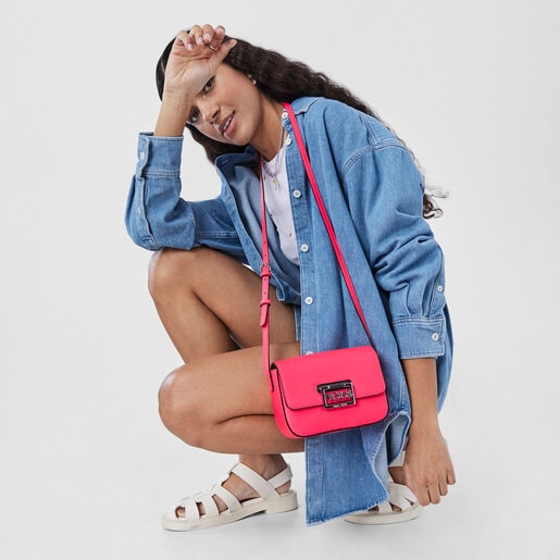 תיק צד TOUS Legacy מיני מעור בצבע ורוד זוהר